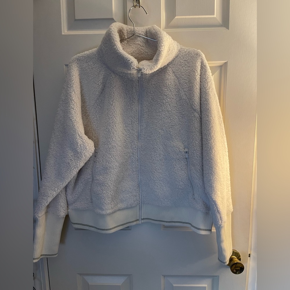 NWT Athleta Tugga Sherpa Jacket